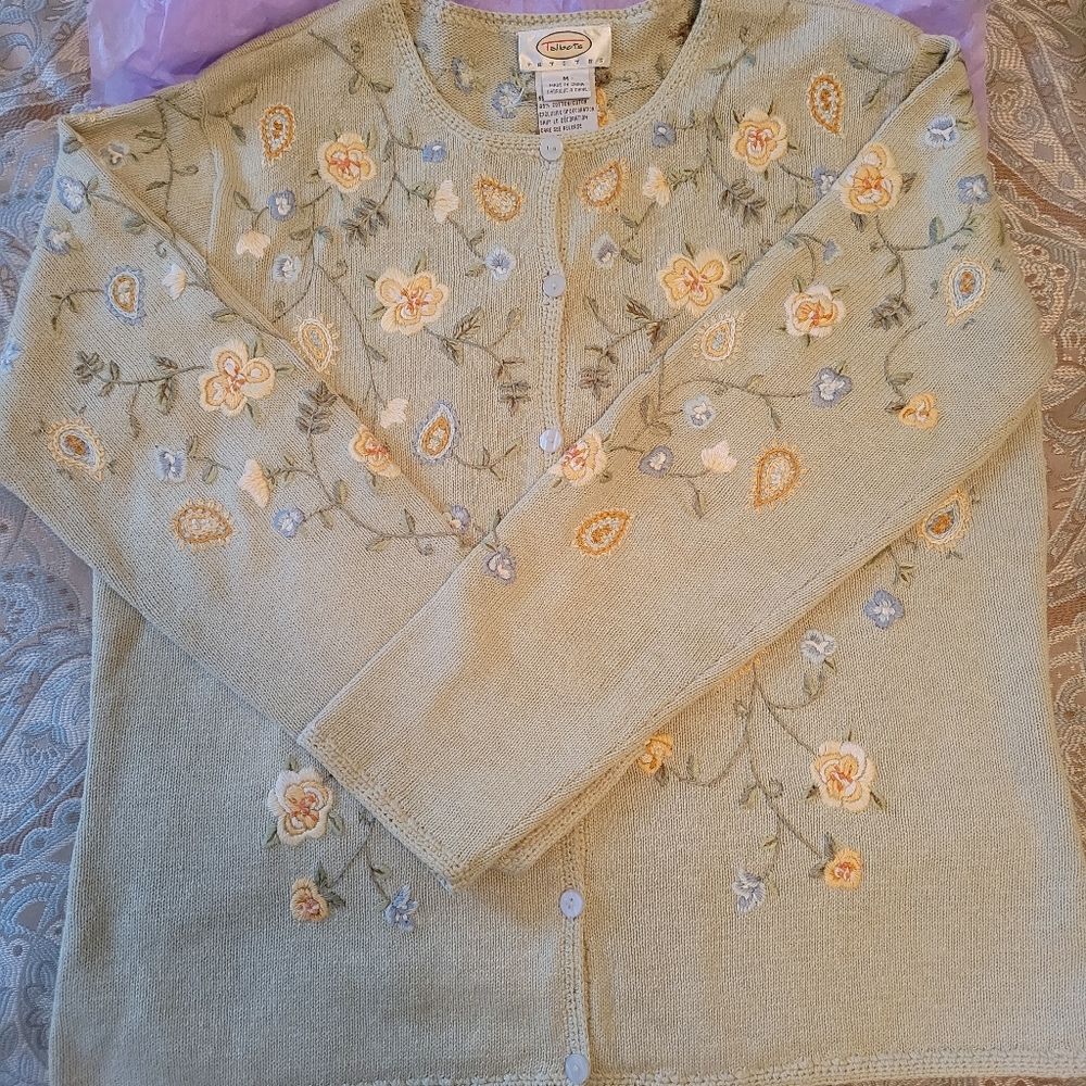 Embroidered Sweater - Picture 3 of 4